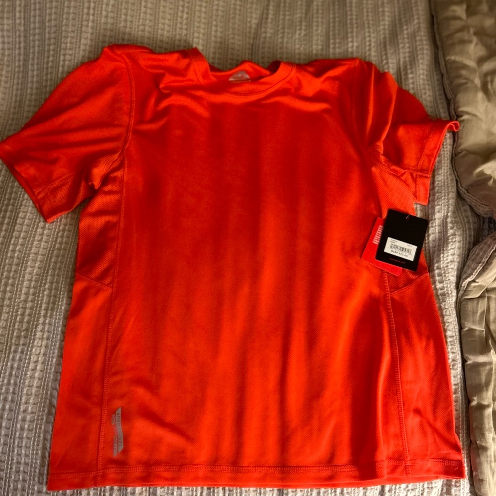 Men’s t shirt